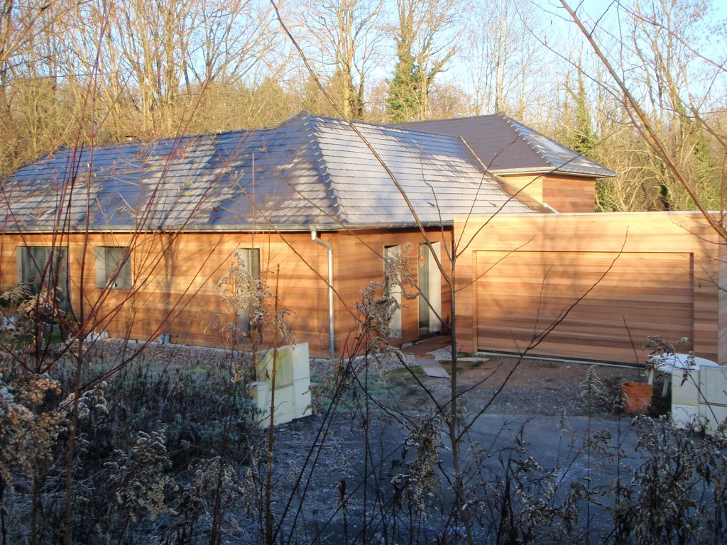Maison à bardage mélèze clair